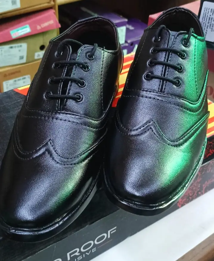 Thumbnail 2 of Leather Shoes