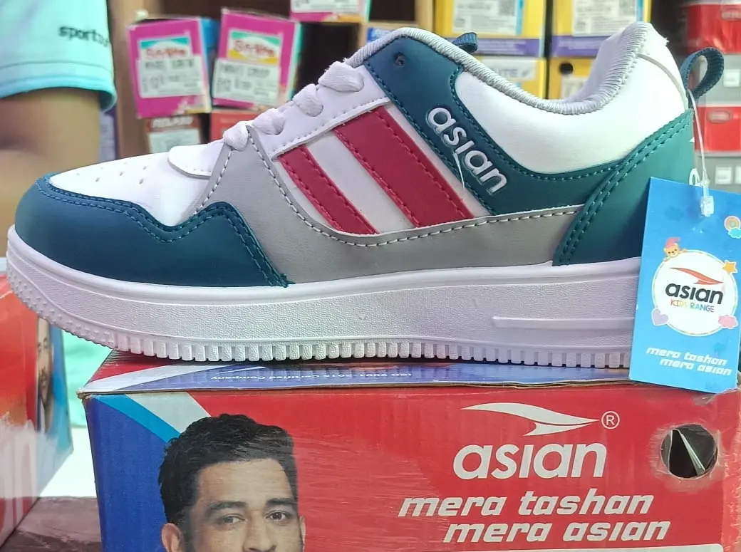 Thumbnail 2 of kids shoes