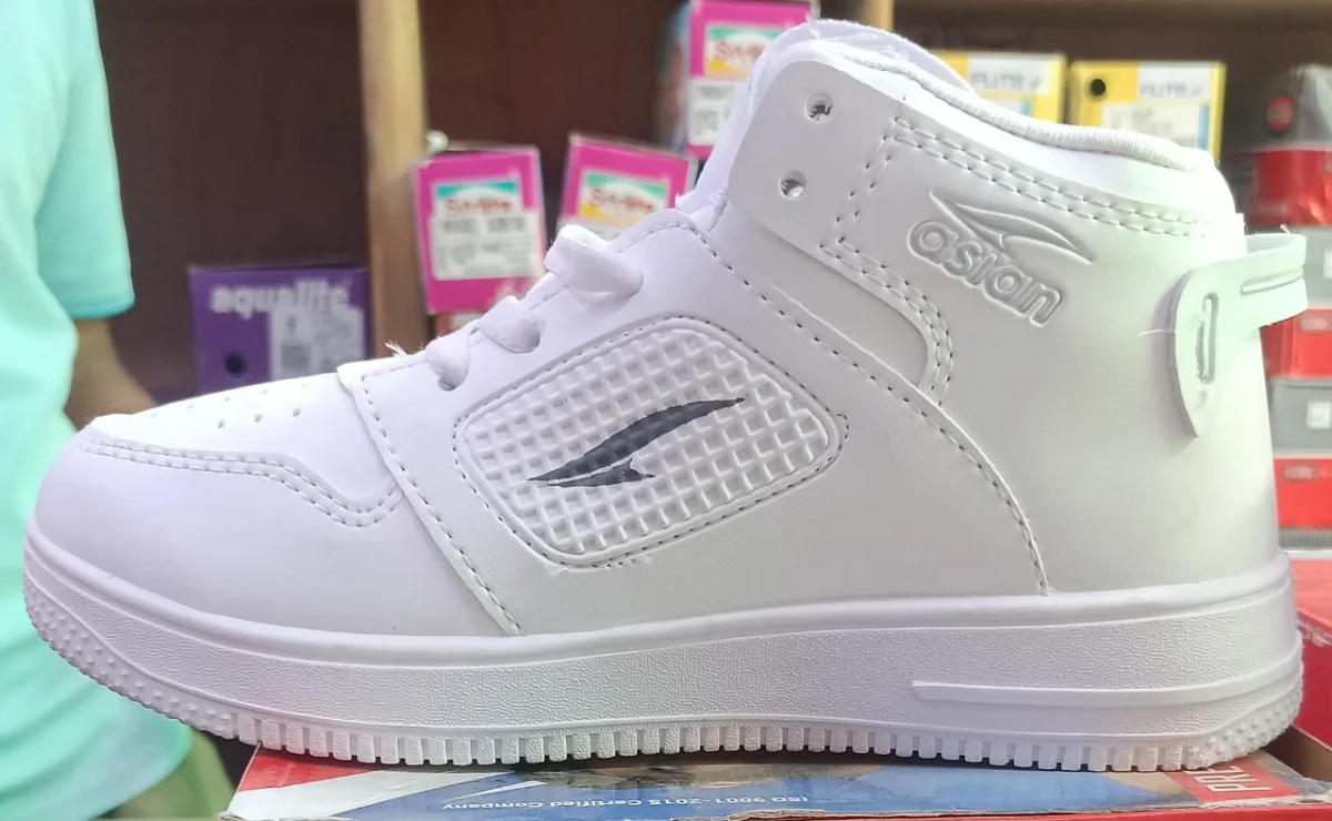 Thumbnail 2 of kids shoes