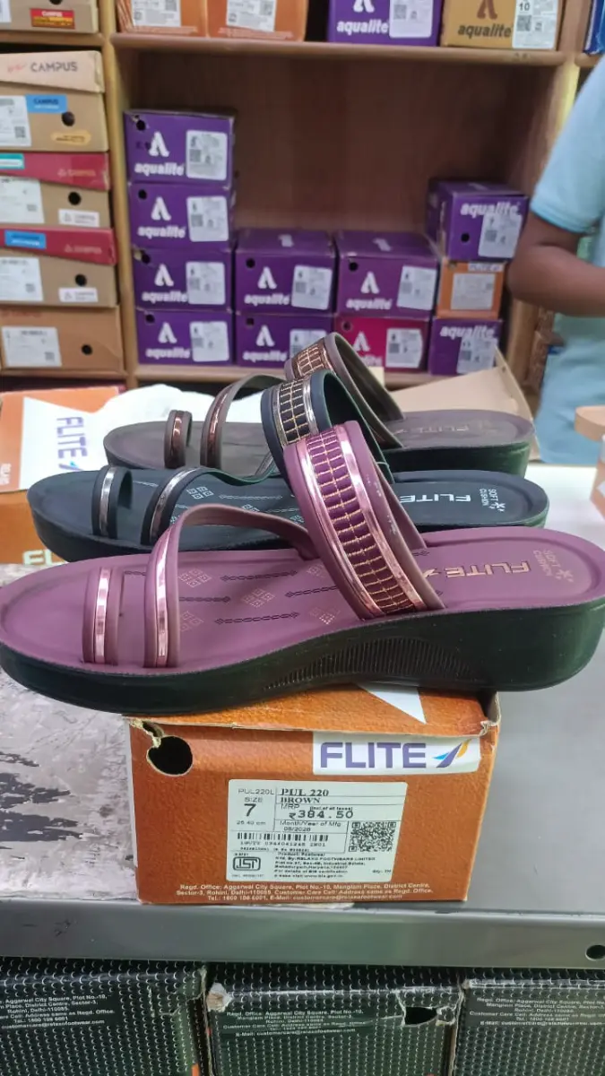 Women's footwear